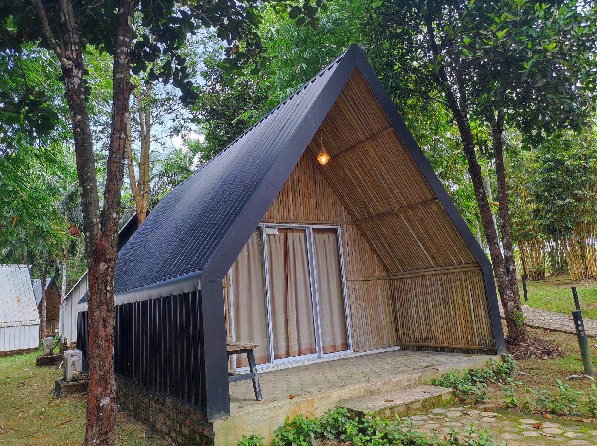 "D'Bamboo Kamp" Desa Wisata Ekang ลาไก ภายนอก รูปภาพ